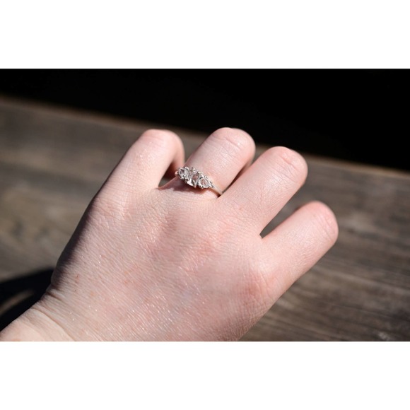 Raw Gemstone Ring Diamond Engagement Ring Unique Delicate Uncut Rough Qu… - Picture 3 of 5